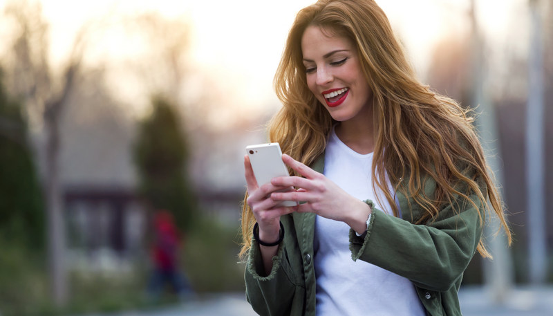 Personalize e proteja o smartphone com estas capas e acessórios