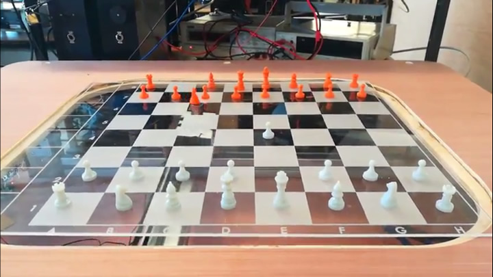 Jogar xadrez contra um fantasma