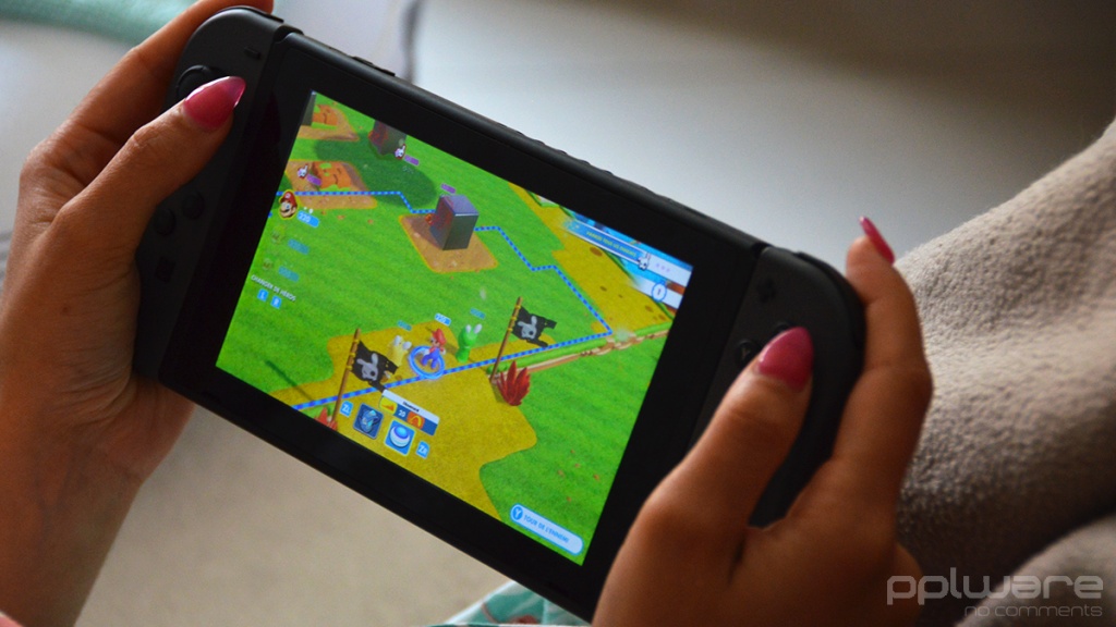 Próxima Nintendo Switch poderá reproduzir a 4K e ter um ecrã OLED de 7″