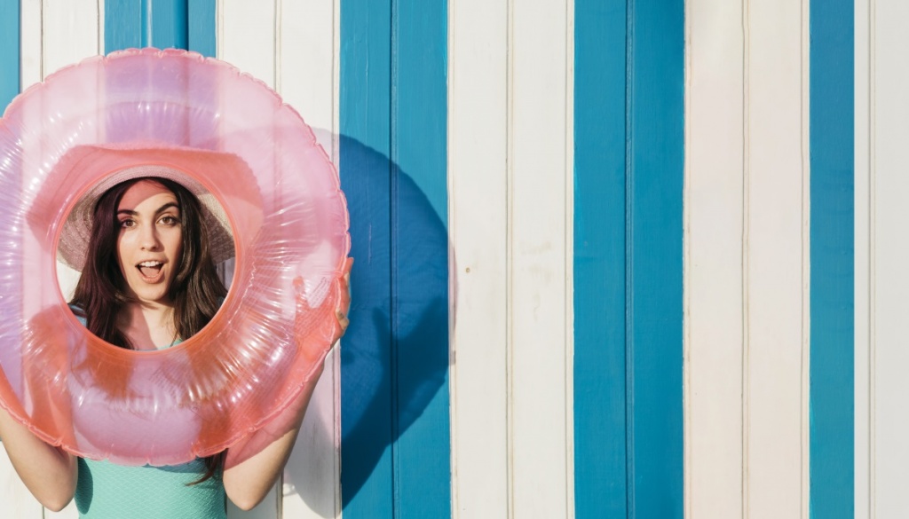Os gadgets e acessórios que não lhe podem faltar este verão