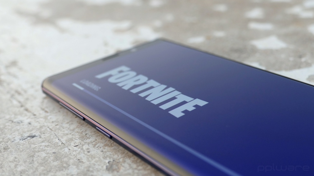 Falha grave do Fortnite deixa smartphones Galaxy da Samsung em perigo