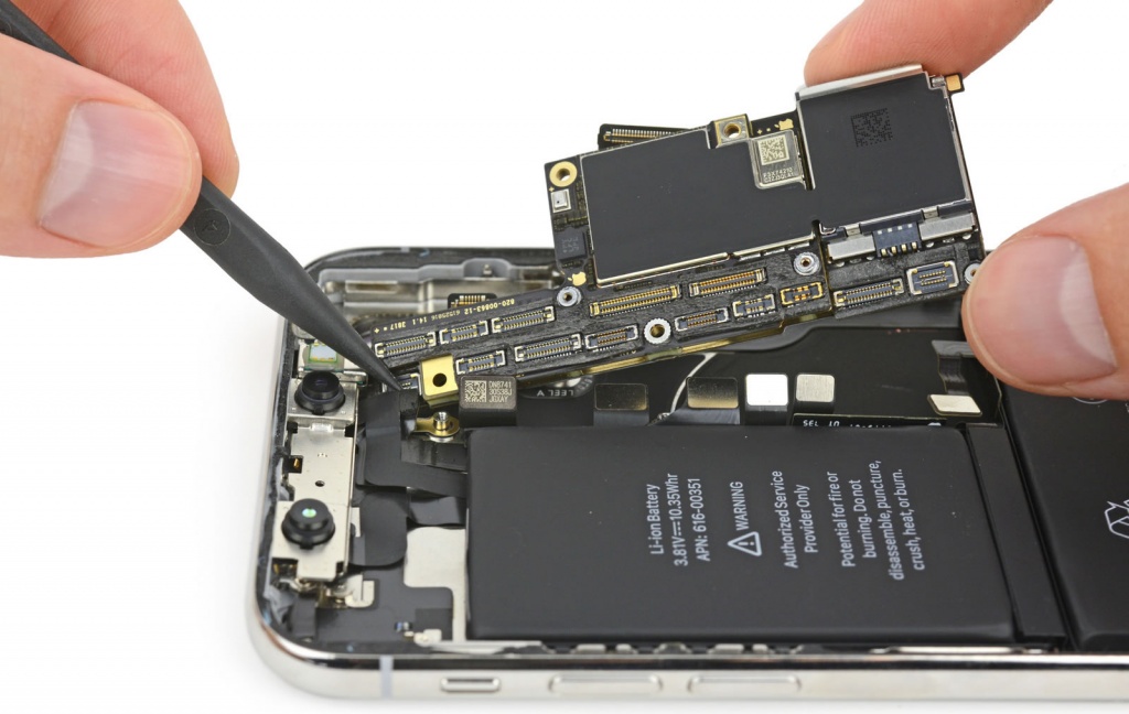 Qualcomm diz ter provas que a Apple roubou o seu código-fonte e entregou-o à Intel