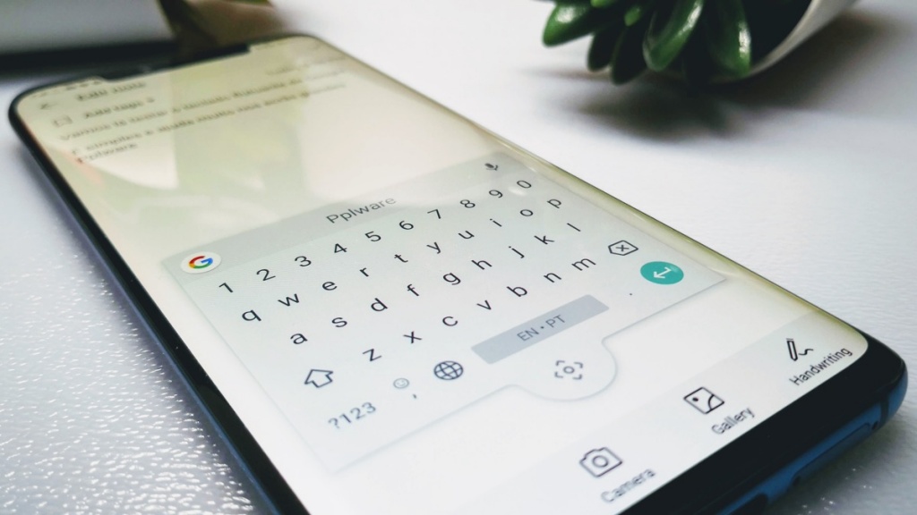 Dica: Já testaram o teclado flutuante que a Google criou para o Android?