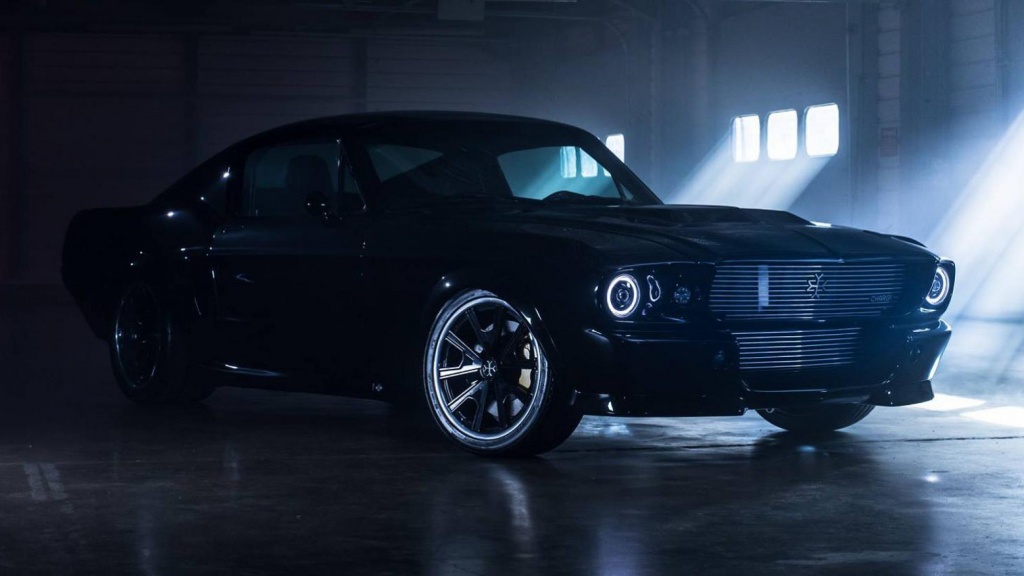 Sixties Ford Mustang: 100% elétrico está em pré-venda por 230 mil euros