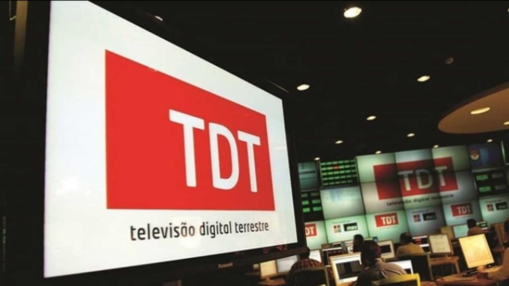 ANACOM: MEO obrigada a reduzir  preços da TDT em 15%