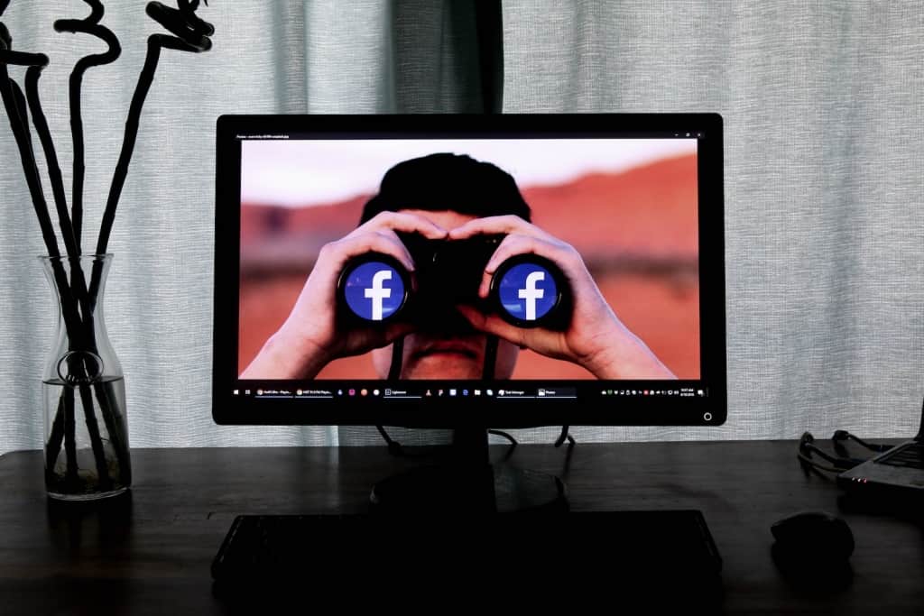 Figueira da Foz: utilizadores do Facebook em tribunal por caluniarem presidente da Câmara