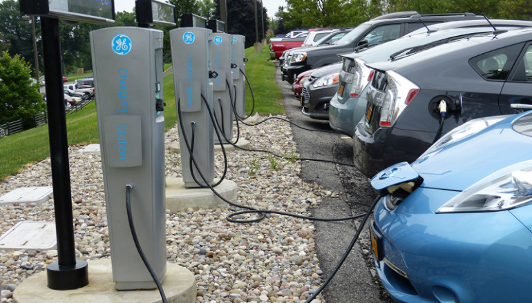 Será que os carros elétricos são assim amigos do ambiente?