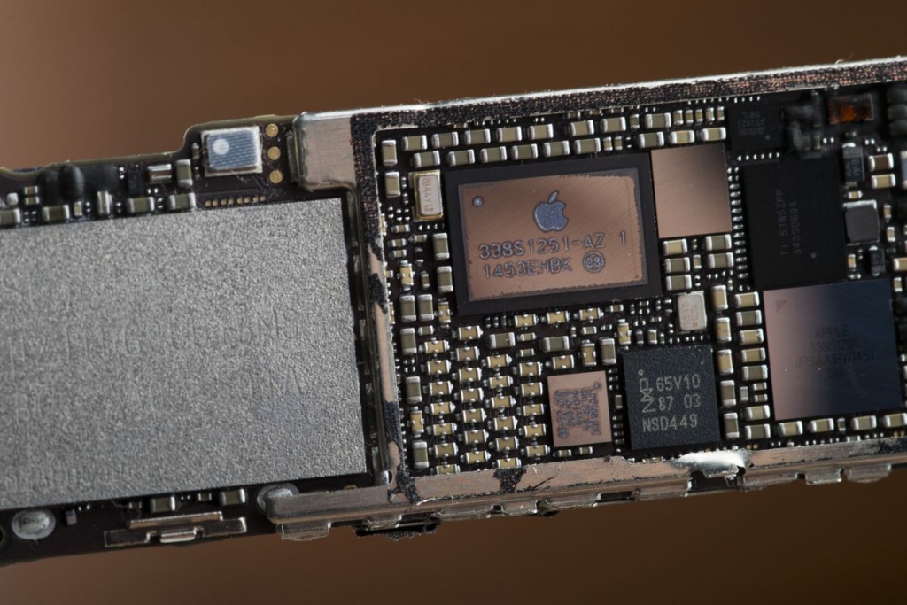 Apple quer tirar engenheiros à Qualcomm?