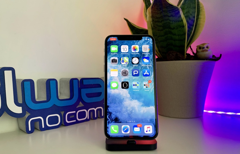 Apple encontra problemas de qualidade em alguns modelos de iPhone X e MacBook