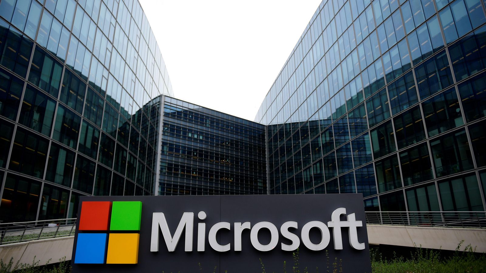 Microsoft alerta para o ataque a várias contas do serviço Outlook