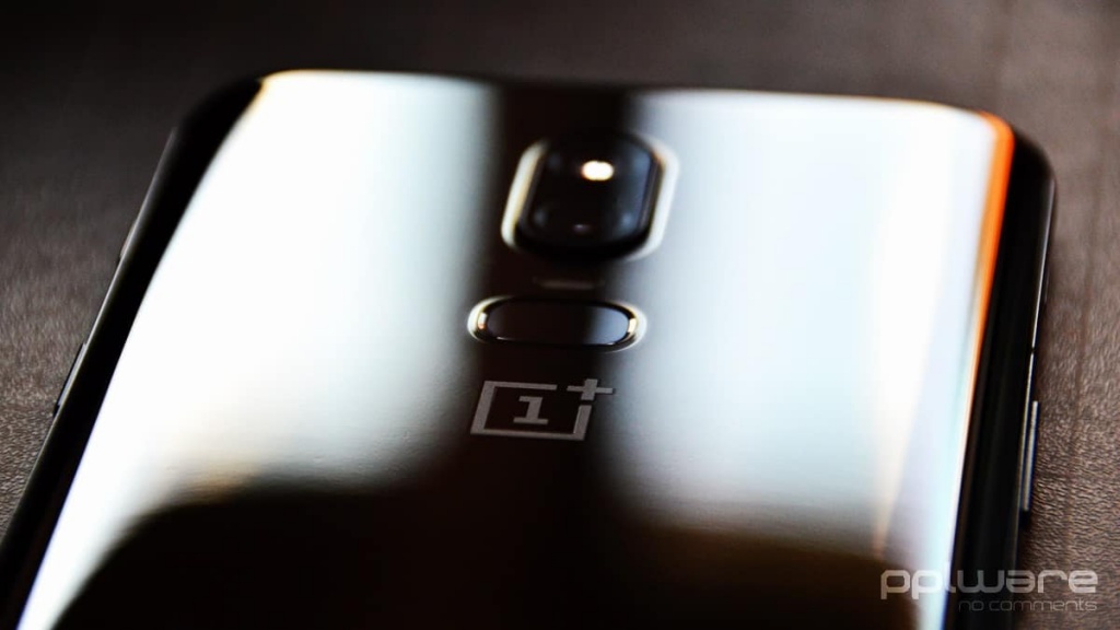 OnePlus 7 pode adoptar um dos traços do Xiaomi Mi MIX 3