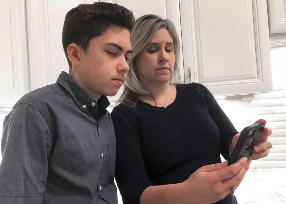 Apple vai recompensar o jovem de 14 anos que descobriu o bug do FaceTime