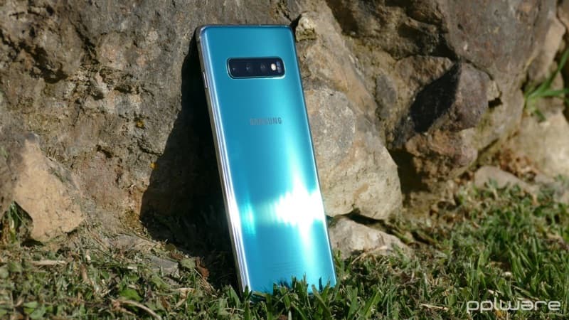 O Samsung Galaxy S10+ não conseguiu bater o iPhone XS Max no teste de resistência