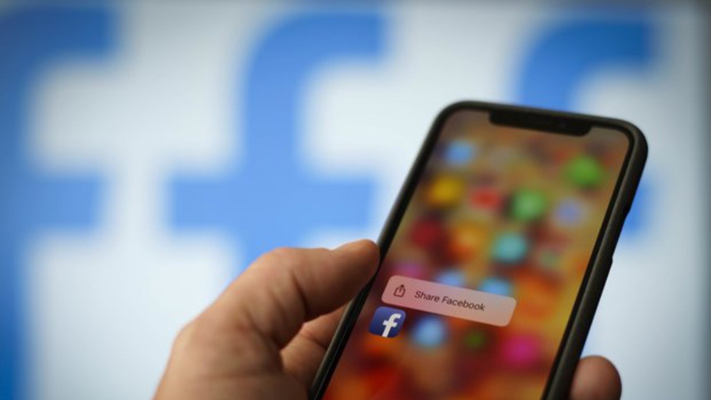 Redes sociais: Facebook já está a receber novo design nos smartphones