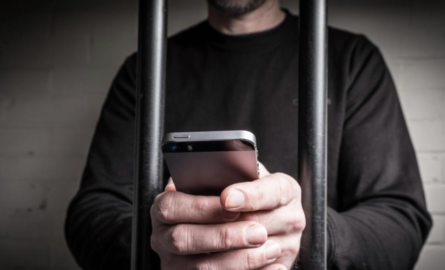Portugal: 1700 presos vão ter acesso à Internet