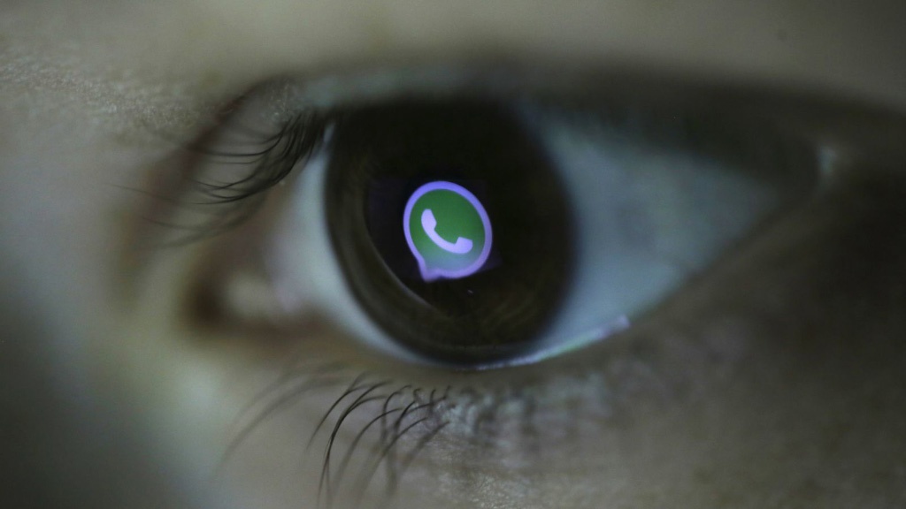 Facebook multado no Brasil por obstrução à justiça com o WhatsApp