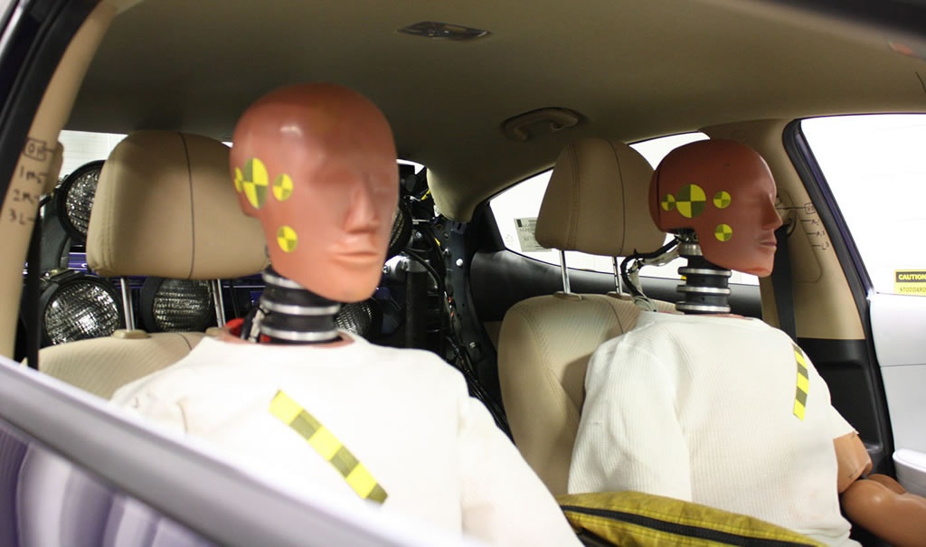 Estudo revela o lugar mais perigoso para se sentar num carro