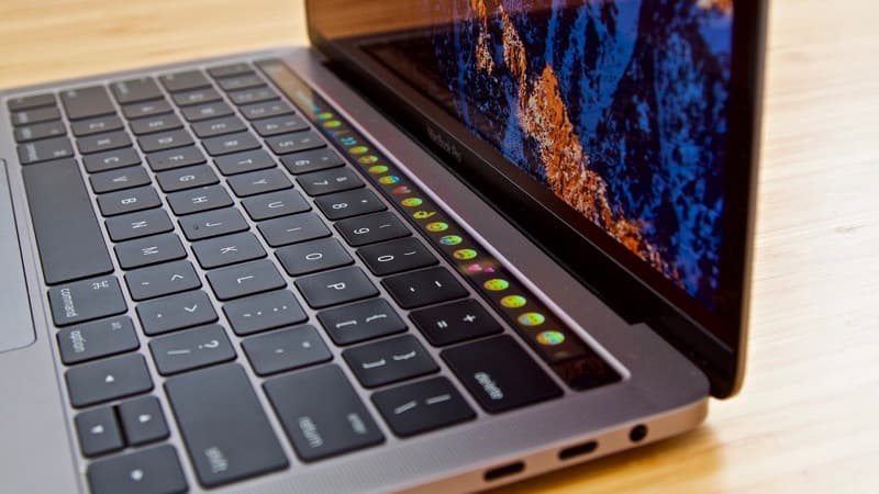 MacBook Pro explodiu durante “uso normal” da máquina