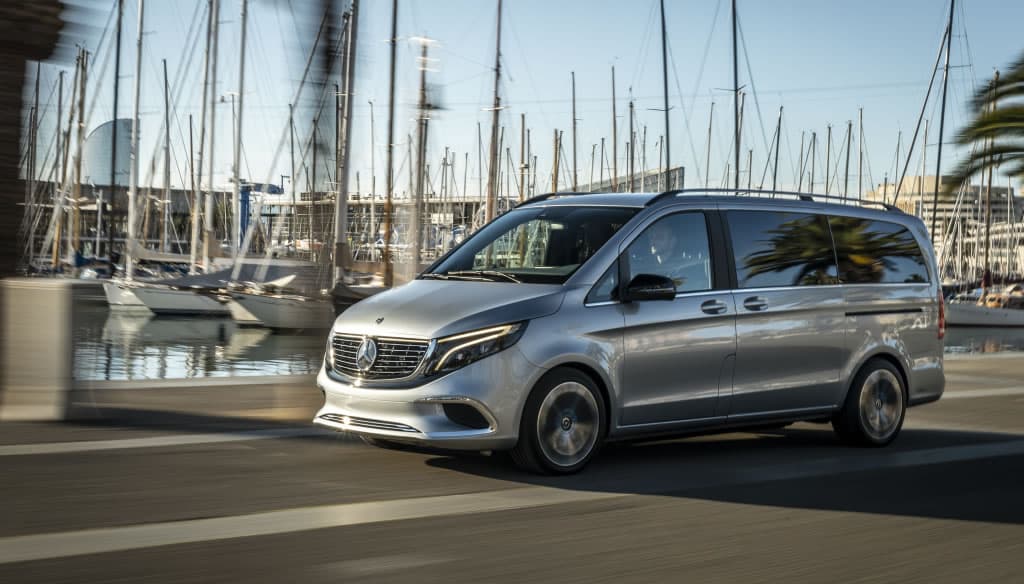 Mercedes-Benz levantou um pouco véu do novo conceito EQV em Barcelona
