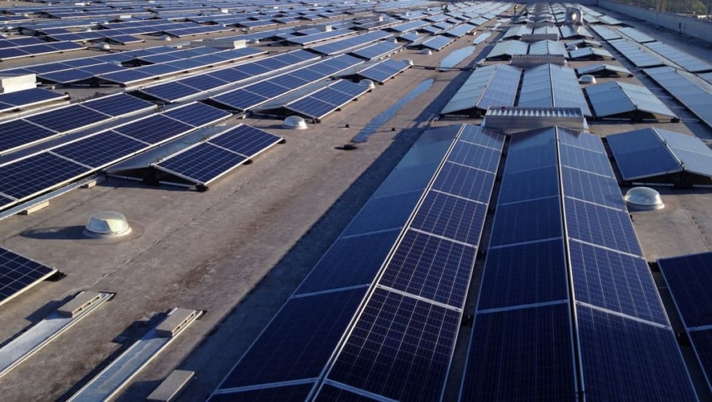 Recorde de calor na Europa impulsionou a energia solar