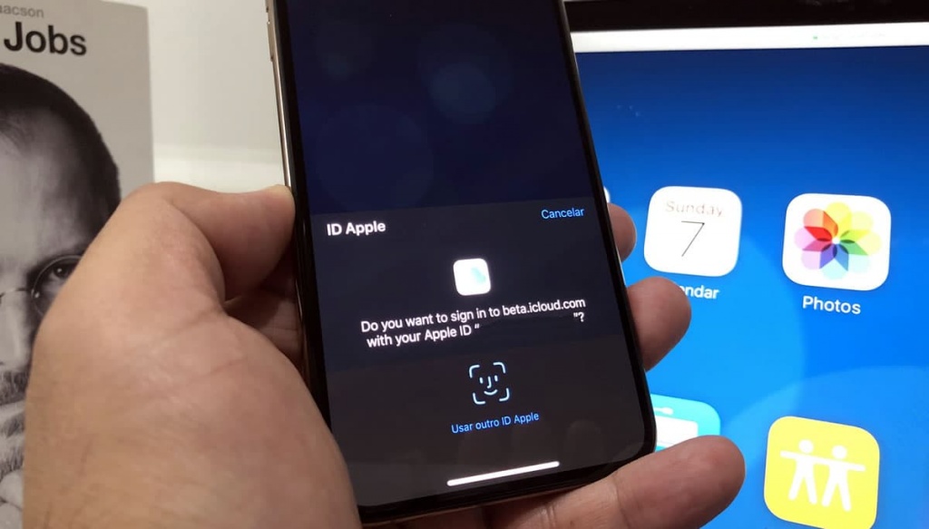 Apple testa identificação via Face ID e Touch ID para o serviço iCloud․com