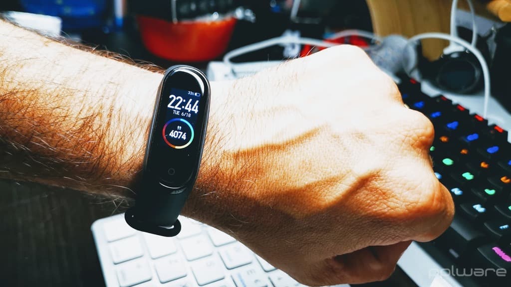 Dica: Como conseguir ter o ecrã da sua Mi Band 4 sempre ligado