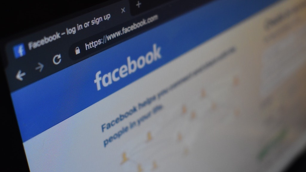 Facebook muda interface e design do seu site… E estreia o dark mode!