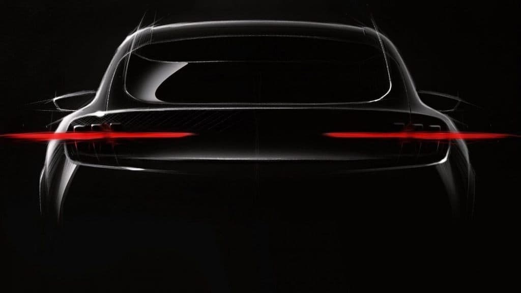 SUV elétrico da Ford, baseado no Mustang, já foi apanhado a circular na estrada