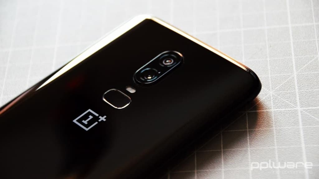 OnePlus volta a dar o exemplo e Android 10 já está disponível para os modelos 6 e 6T