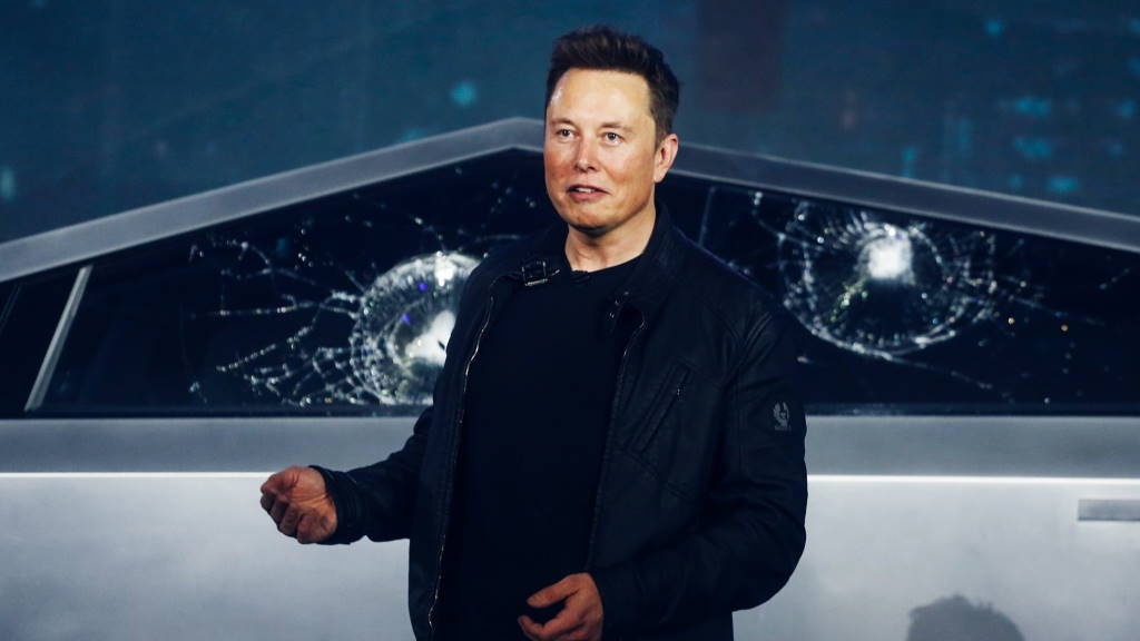 Elon Musk já explicou por que o vidro da Tesla Cybertruck se partiu em palco