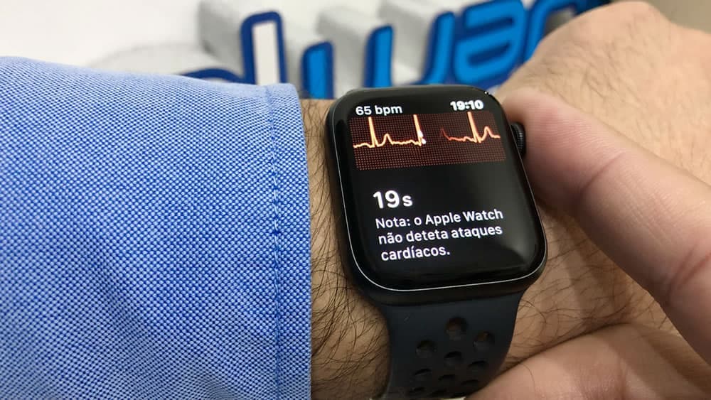 Apple é acusada de roubo de tecnologia usada no Apple Watch