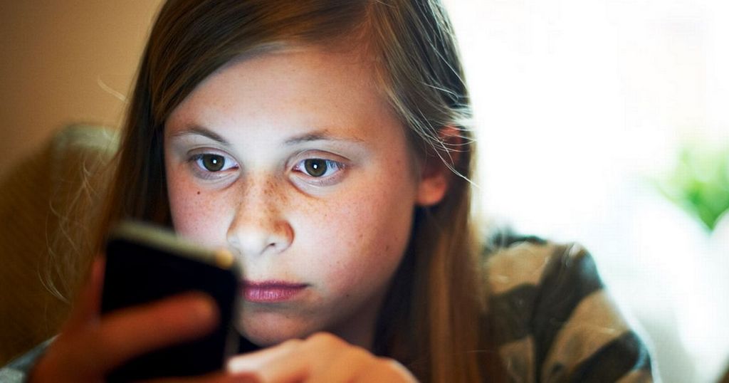 Lei mais severa para crimes de pornografia e abuso sexual de menores na Internet