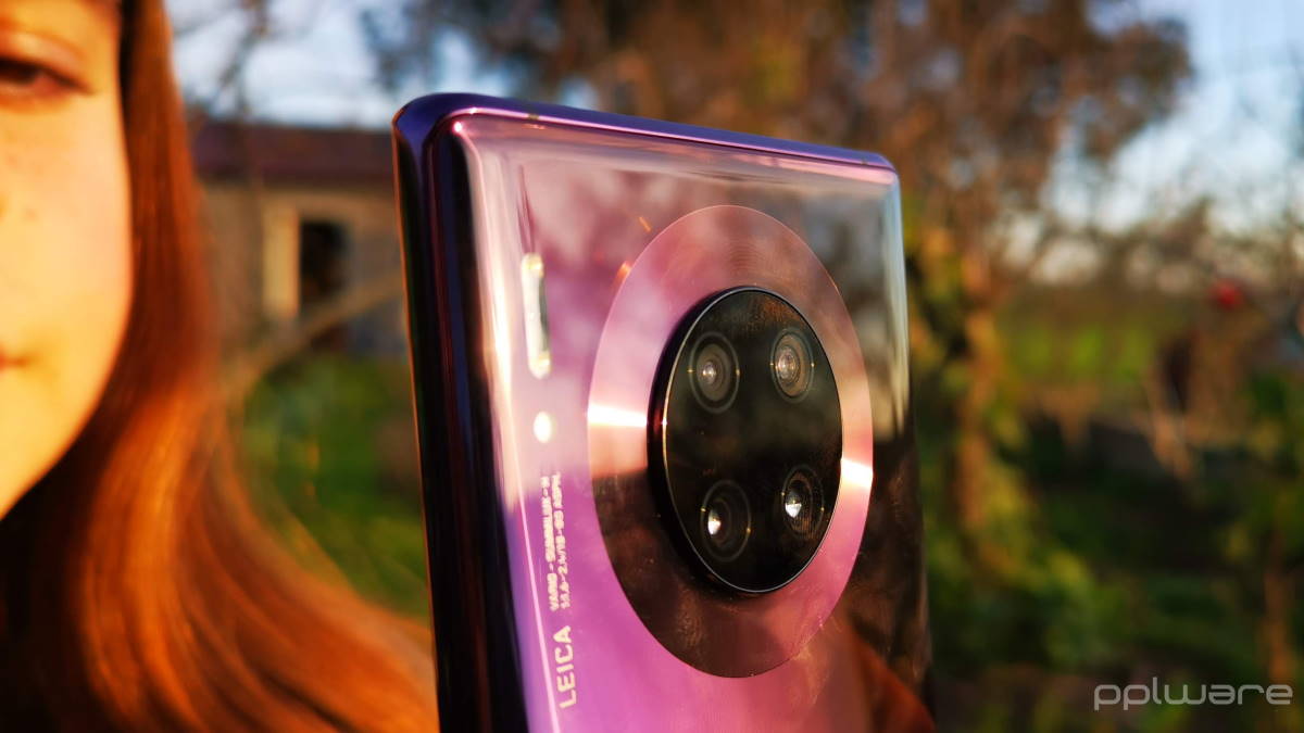 Huawei patenteia um ecrã circular à volta do módulo de câmaras traseiro