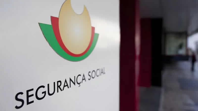 Trabalha com Recibos Verdes? Tem de fazer a declaração anual hoje