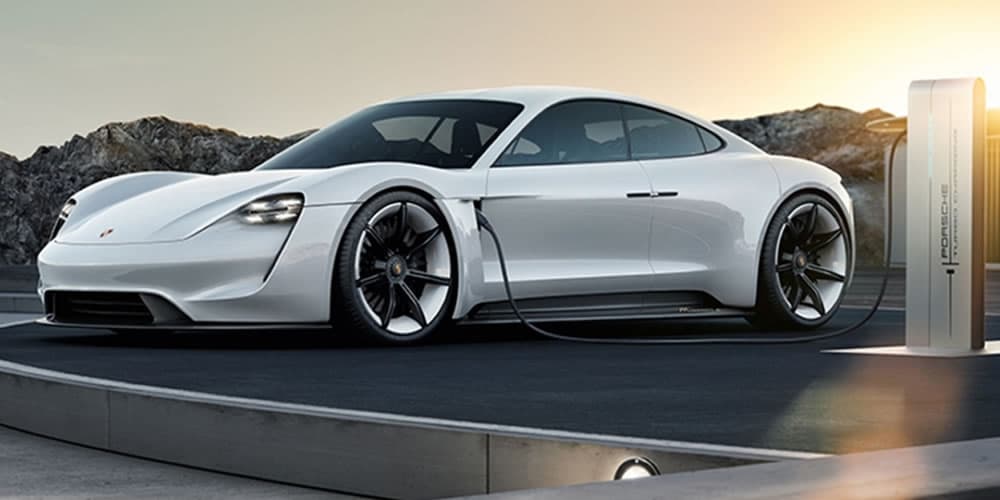 Porsche abre ao público o mais potente parque de carregamento elétrico da Europa