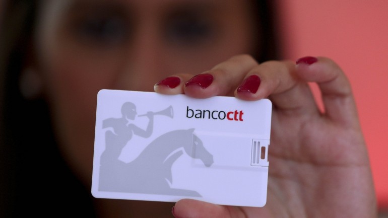 Acabaram-se as borlas! Banco CTT passa a cobrar anuidade do cartão (em alguns casos)