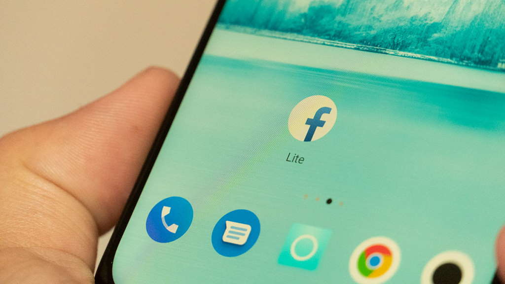 Facebook Lite: Mais uma app Android que começou a receber o dark mode