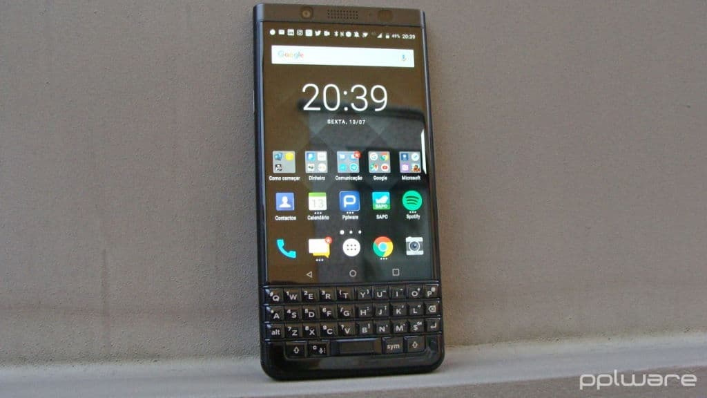 Smartphones BlackBerry vão desaparecer? TCL para de produzir esta marca em agosto