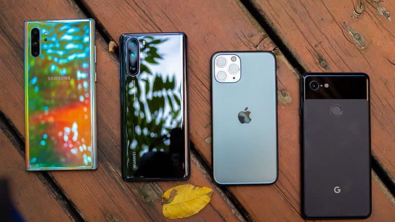 Topos de gama Android depreciam duas vezes mais rápido que os iPhones