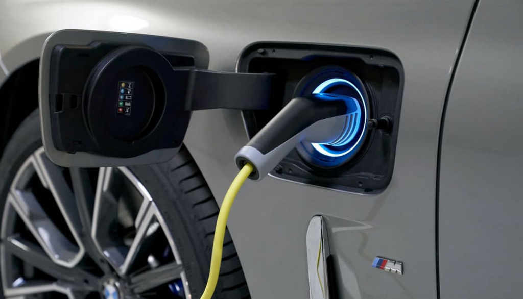 Portugal: Acabaram-se os cheques incentivo para carros elétricos