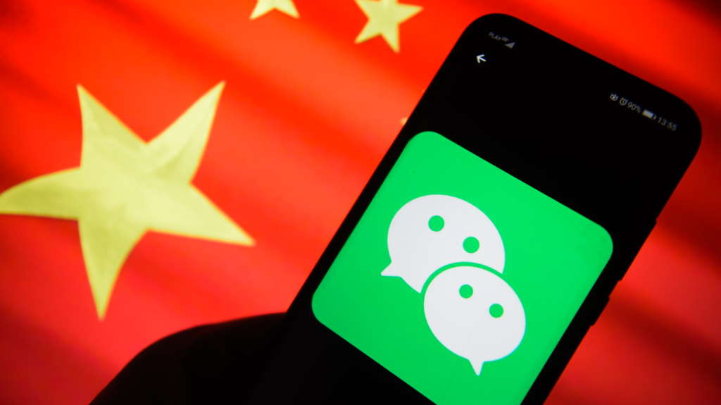 WeChat: Gigante chinesa encerra contas LGBT