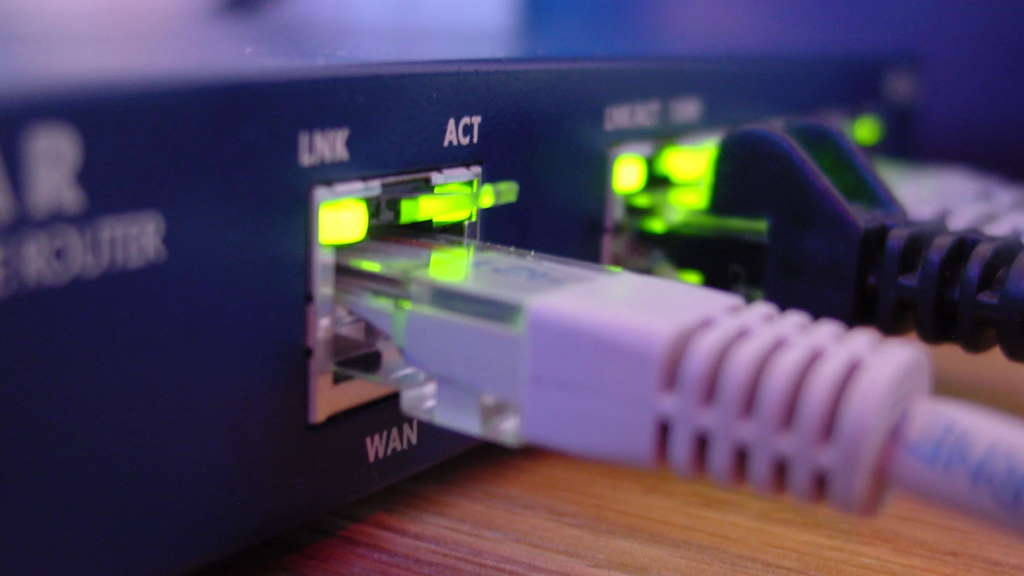 PowerDNS: transforme o seu PC com Linux num servidor de DNS