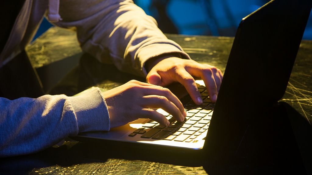 Portal do Governo expõe dados pessoais de contratos públicos