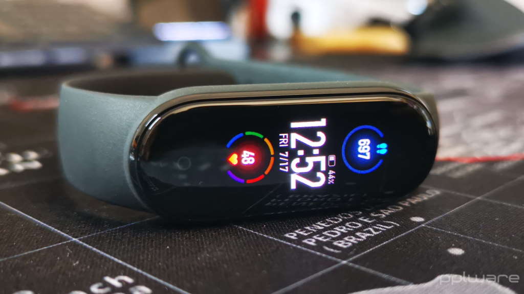 OnePlus está a preparar uma smartband para concorrer com a Mi Band 5 da Xiaomi