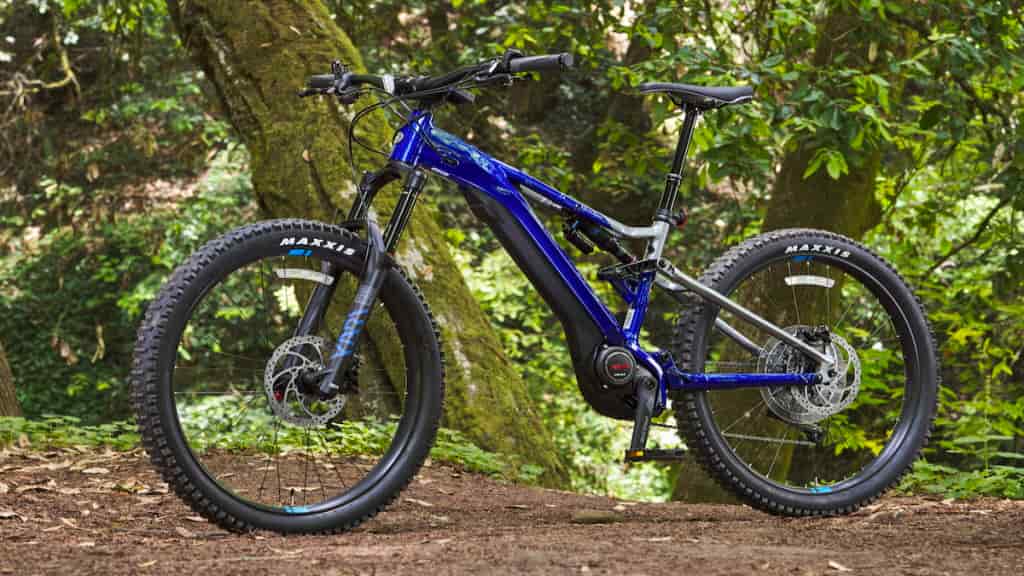 Yamaha revela nova e-bike de montanha com suspensão total