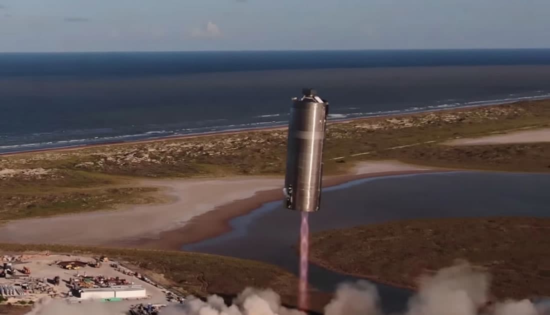 Protótipo de nave espacial da SpaceX voa algumas dezenas de metros pela primeira vez