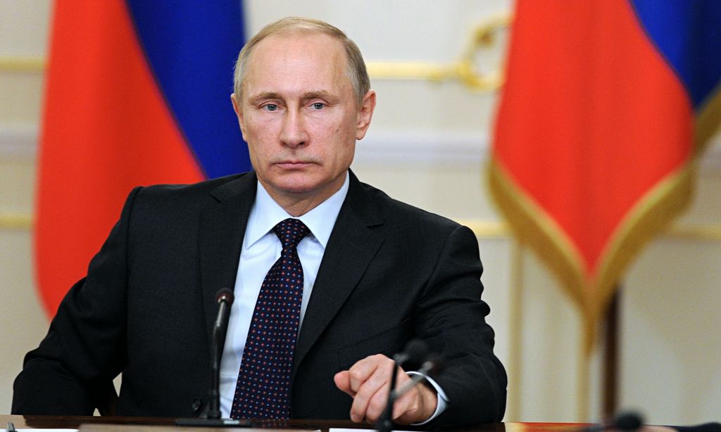 Vladimir Putin anuncia disparo de arma considerada “invencível”