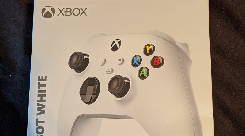 Imagens divulgadas confirmam a consola Xbox Series S branca [vídeo]