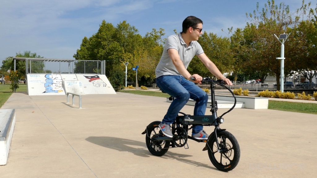 Bicicleta ou trotinete? Poupe nas suas deslocações e torne-as amigas do ambiente