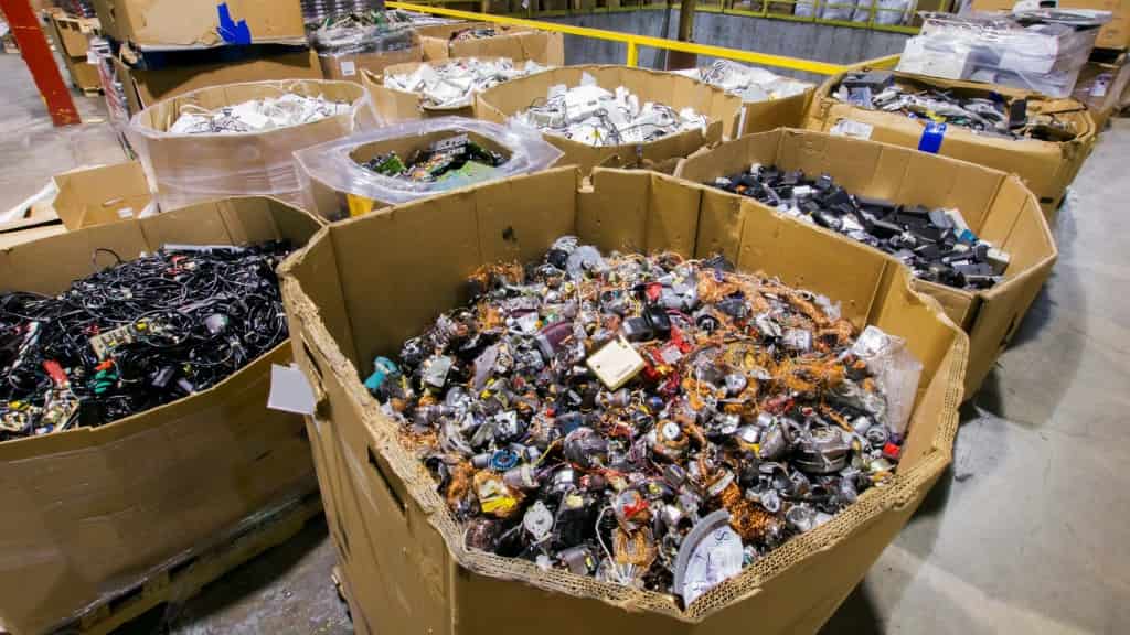 Apple processa empresa de reciclagem por revender os seus dispositivos